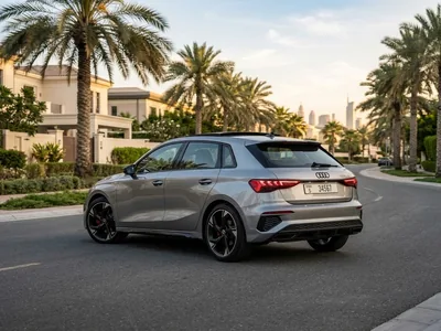 Audi A3 S Line للإيجار في دبي، منظر خلفي