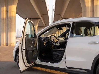 Mercedes GLA 45 S à louer à Dubaï, intérieur