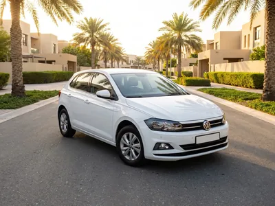 VW Polo Blanche à louer à Dubaï, vue avant