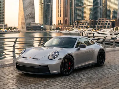 Porsche GT3 للإيجار في دبي، منظر أمامي