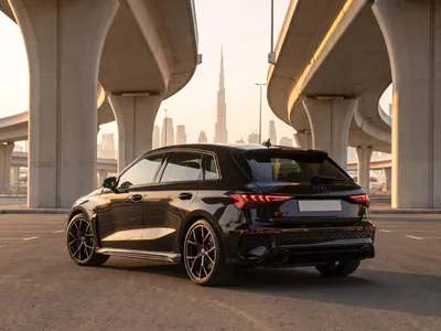 Audi RS3 2025 Noir à louer à Dubaï, vue arrière
