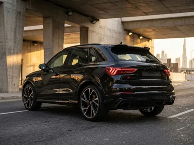 Audi RSQ3 à louer à Dubaï, vue arrière